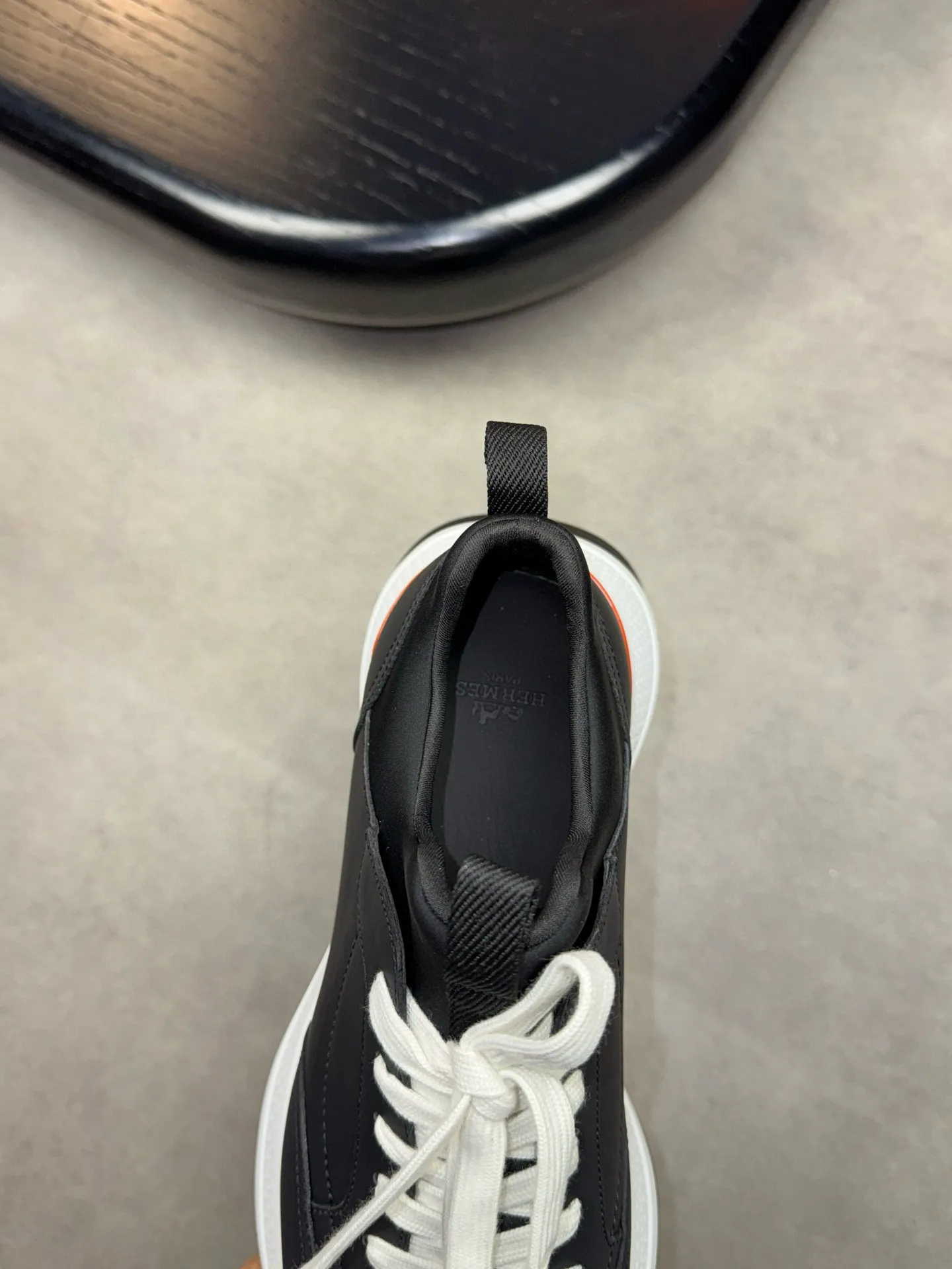 [HERMES] Hermès men's shoes💰560💰 - High-end quality original casual sports shoes - Upper: 🔝Nappa calfskin, high-grade elastic cloth, brand webbing - Lining: elastic cloth, foot pad; water-dyed cowhide - Outsole: ultra-light T men's shoes 💰U foam rubber; two-color molded outsole -Ultra-high quality control and fine workmanship: outstanding (high-end, extravagance, grade) -Size: 39-44 (38, 45, can be customized)